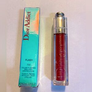 DIOR ADDICT Ultra-Gloss  756 Evening Rose
Volume Plumping Spotlight Lipgloss
NIB